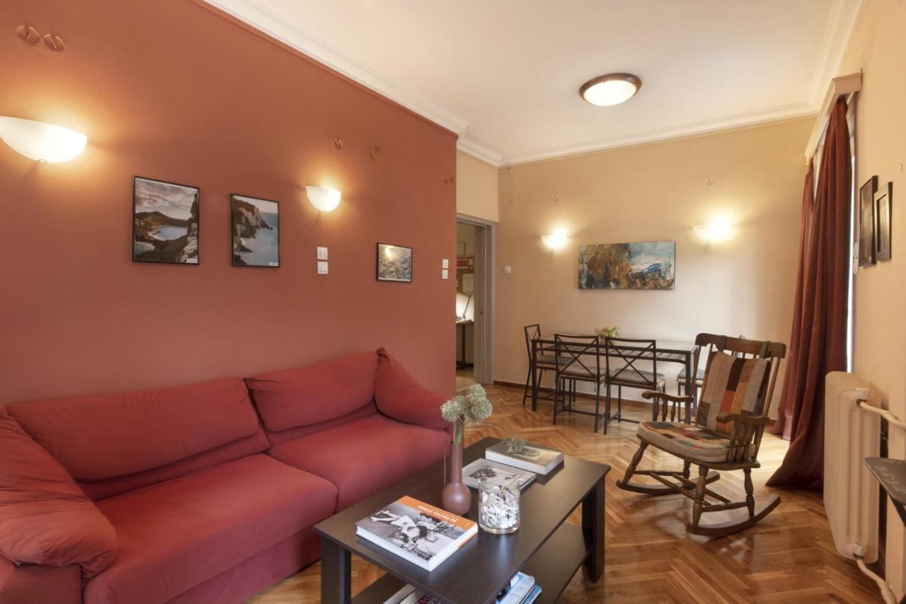 Prime Location 2 Bedroom Next To The Acropolis Apartmán *